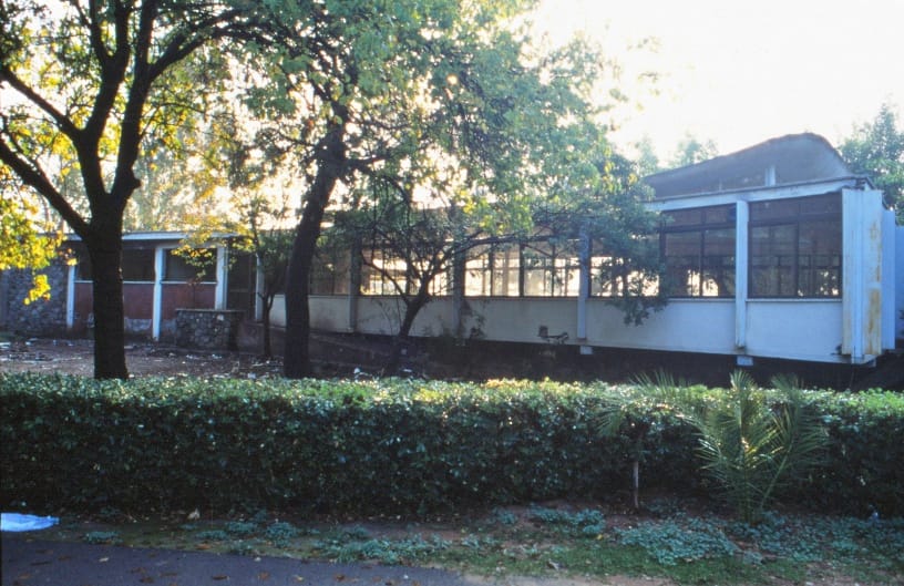 Φοίβος Πολυδωρίδης - Τουριστικό Περίπτερο Δημόσιου Κήπου Λεμεσού © Ζήνων Σιερεπεκλής