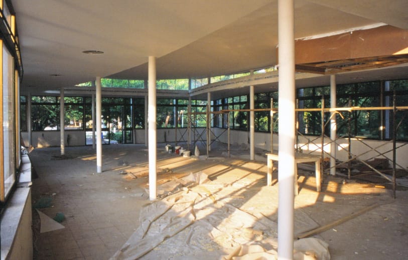 Φοίβος Πολυδωρίδης - Τουριστικό Περίπτερο Δημόσιου Κήπου Λεμεσού © Ζήνων Σιερεπεκλής