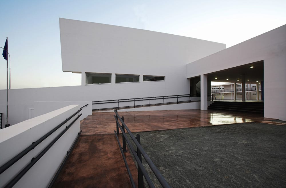 Η κύρια είσοδος, © Χρίστος Παπαντωνίου