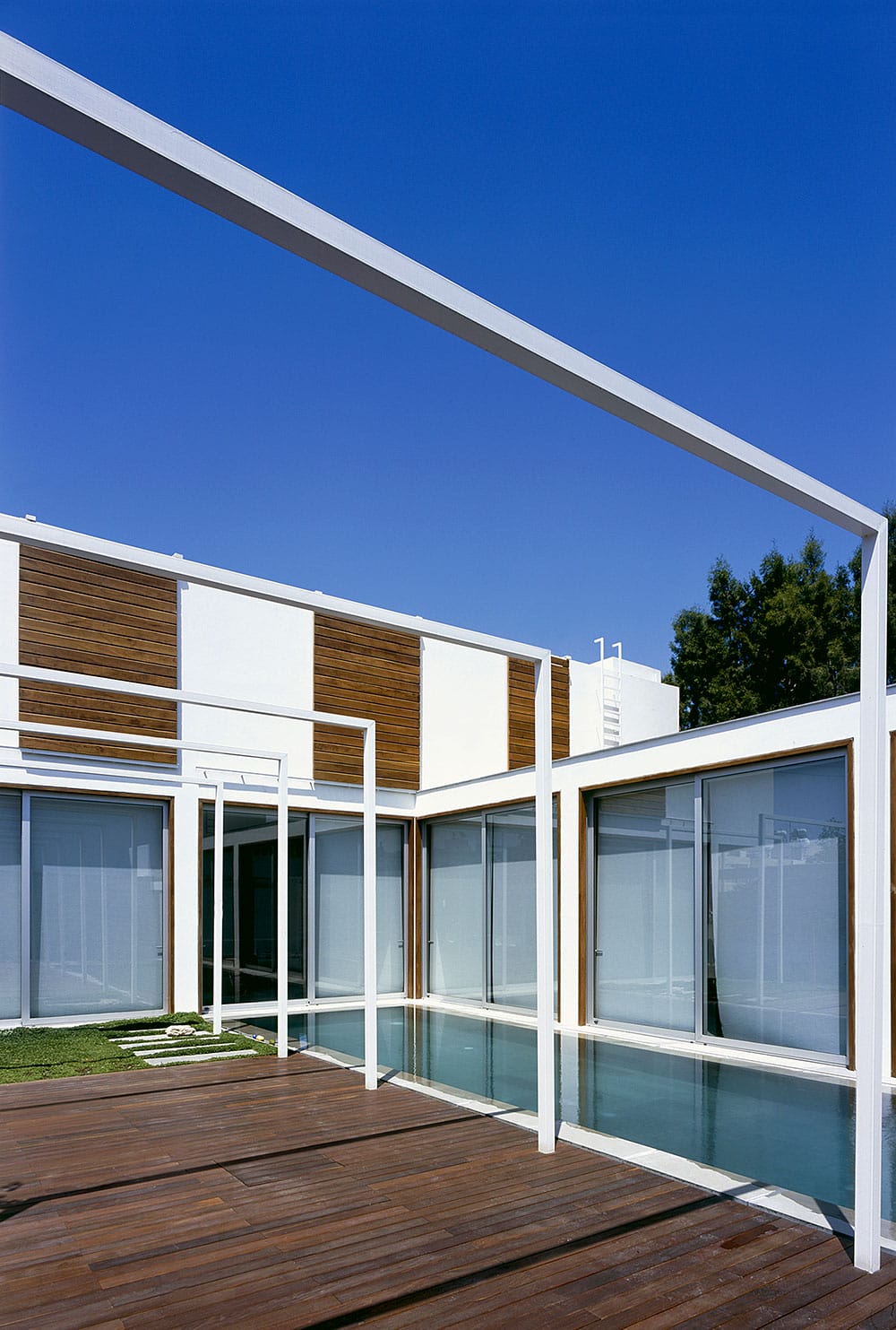 © Ζήνων Σιερεπεκλής