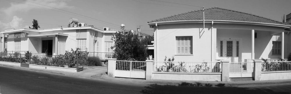 Γειτονιά στη Λεμεσό. Χαρακτηριστική η μετάβαση από την πέτρα στο μπετόν, © Αρχείο Χριστάκη Σεργίδη