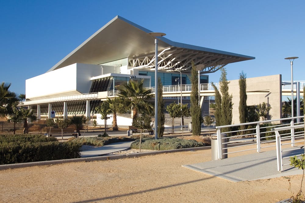 © Χρίστος Παπαντωνίου