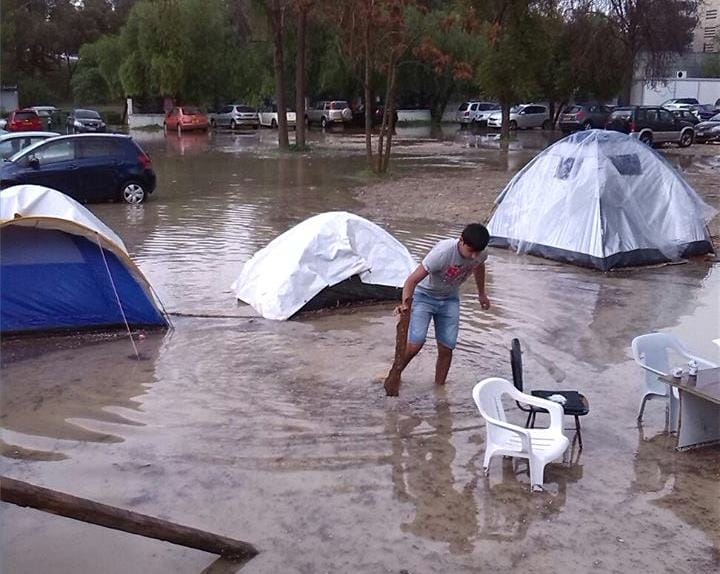 Πλημμύρες έπληξαν τους πρόσφυγες και τα αντίσκηνά τους στην Λευκωσία στις 05 Δεκεμβρίου 2014    © http://kisa.org.cy/wp-content/uploads/2014/12/10411031_741721602586939_5147311704368522671_n.jpg