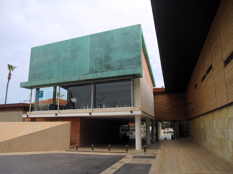 © Άντρη Τσιουτή