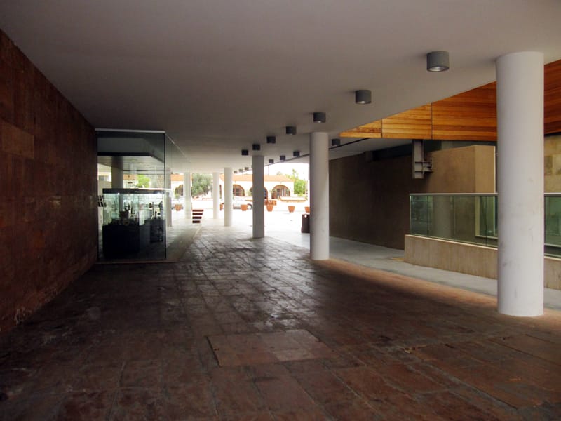 © Άντρη Τσιουτή